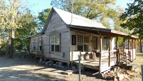 304 N Connett Street, Leonard, TX 75452