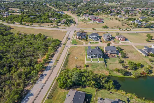 468 Breezeway Court, Cedar Hill, TX 75104