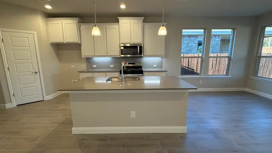 111 Goodnight Court, Cleburne, TX 76033 - Image #2