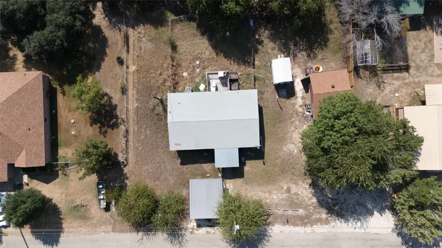 2213 Pedernales Court, Granbury, TX 76048 - Image #3