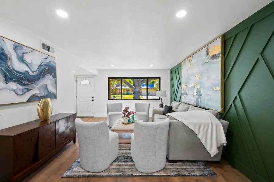 11329 Earlywood Drive, Dallas, TX 75218 - Image #2