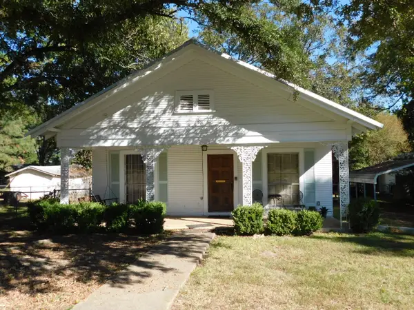 201 NW 4th Street, Springhill, LA 71075