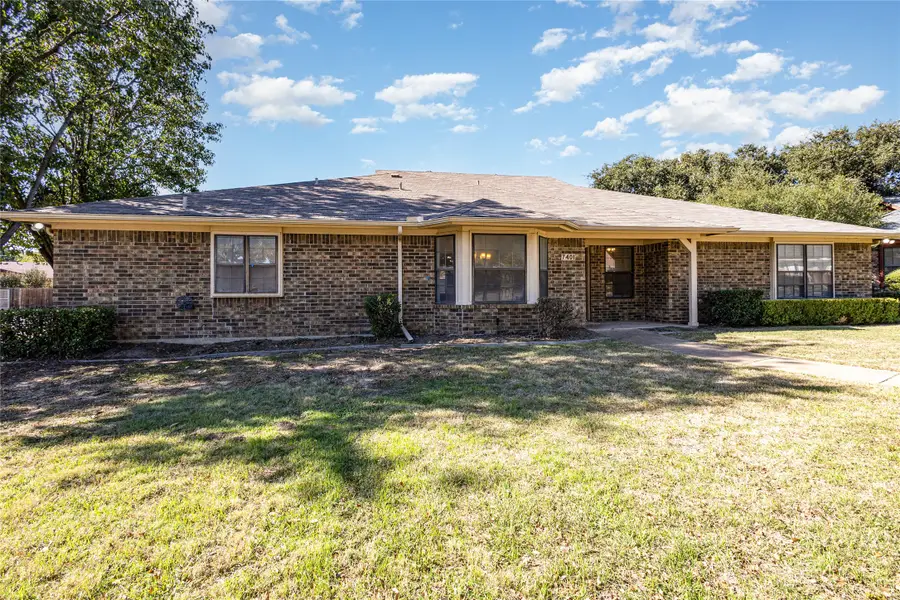 7401 Windcrest Court N, North Richland Hills, TX 76182 - Image #2