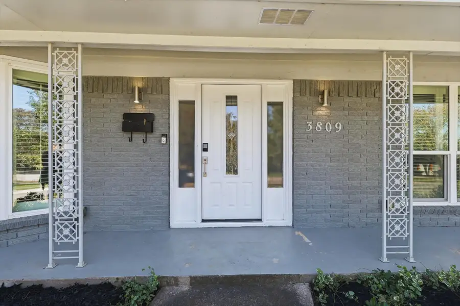 3809 Wharton Drive, Fort Worth, TX 76133 - Image #3