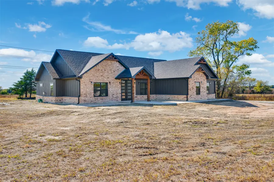 406 Private Road 24977, Brookston, TX 75421 - Image #2