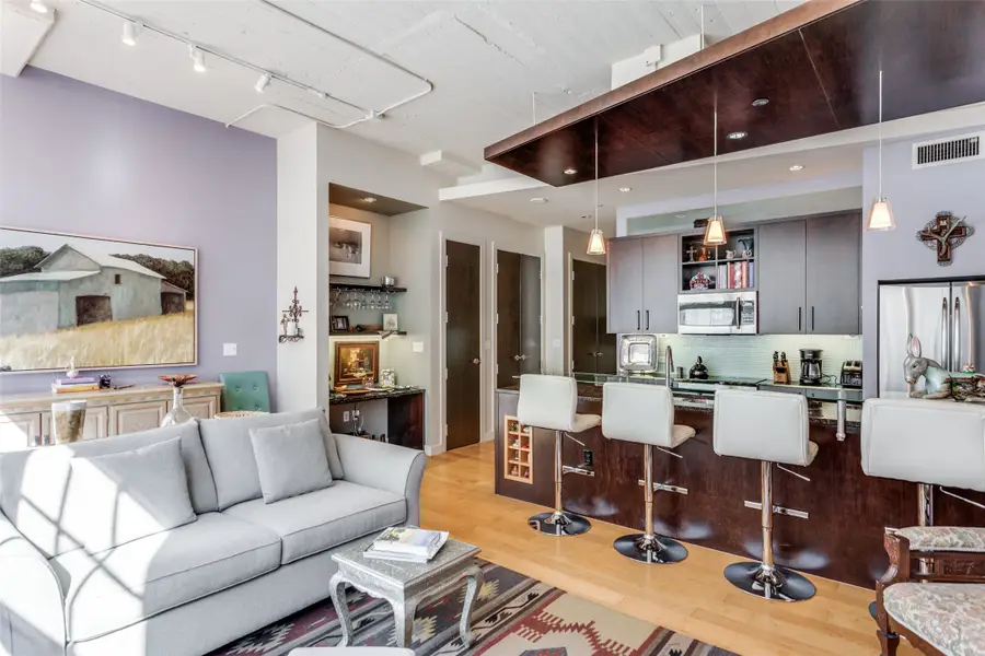 2600 W 7th Street #2424, Fort Worth, TX 76107 - Image #3