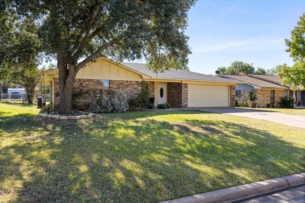 106 Sharp Drive, Stephenville, TX 76401 - Image #1
