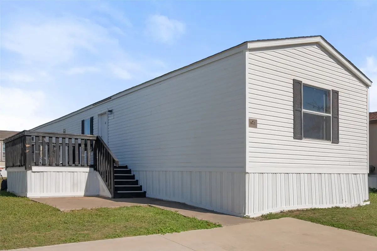 803 Evening Drive, Arlington, TX 76001 - Image #1