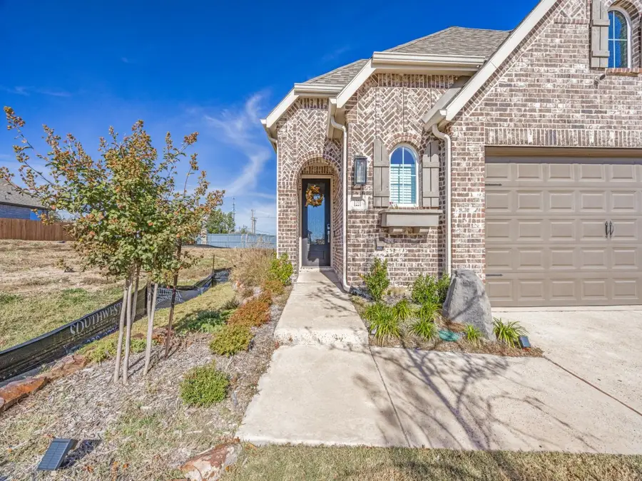 1221 Newport Street, Sherman, TX 75090 - Image #2