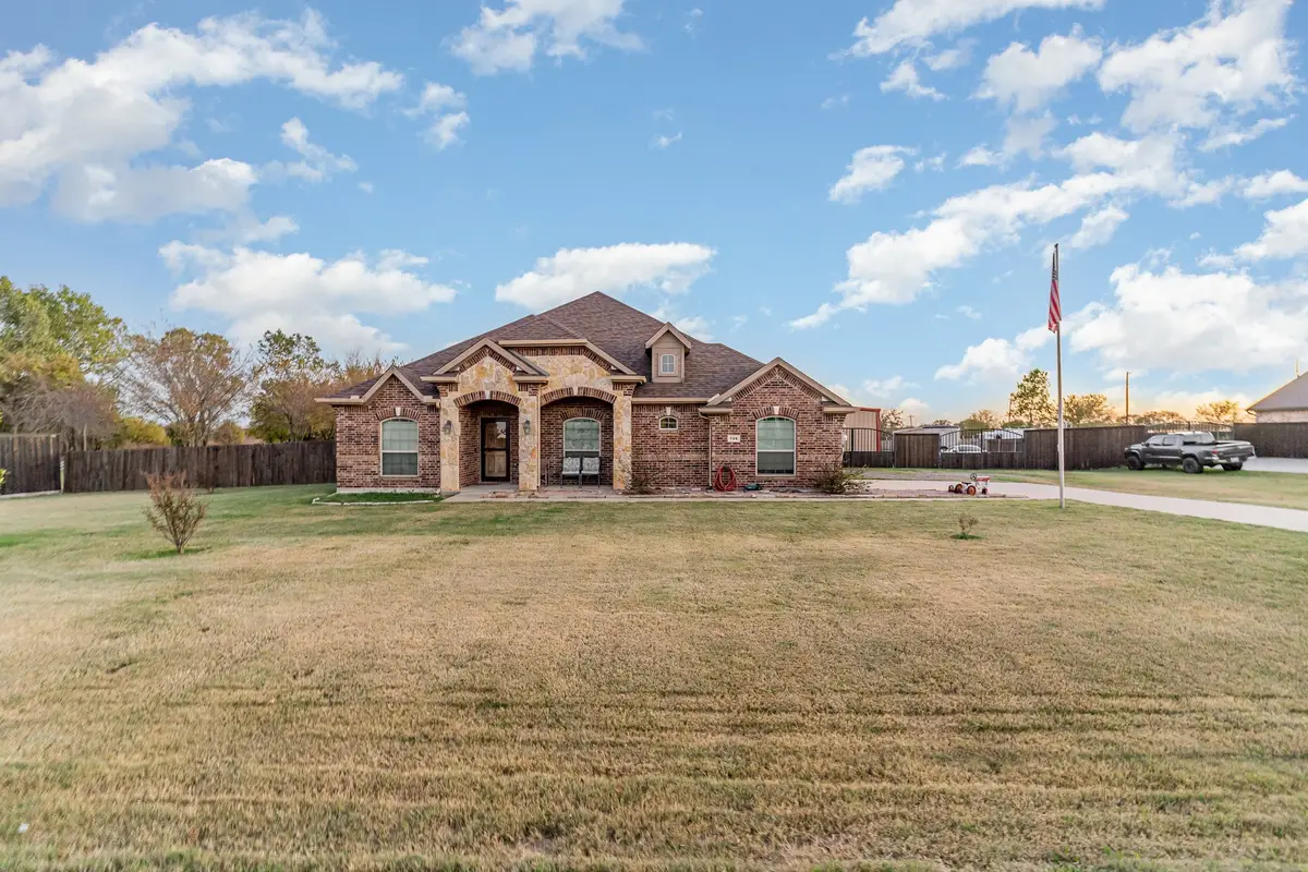 106 Cardiff Lane, Waxahachie, TX 75167 - Image #1