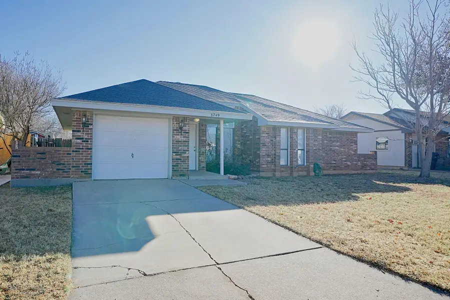 3749 Radcliff Road, Abilene, TX 79602 - Image #2