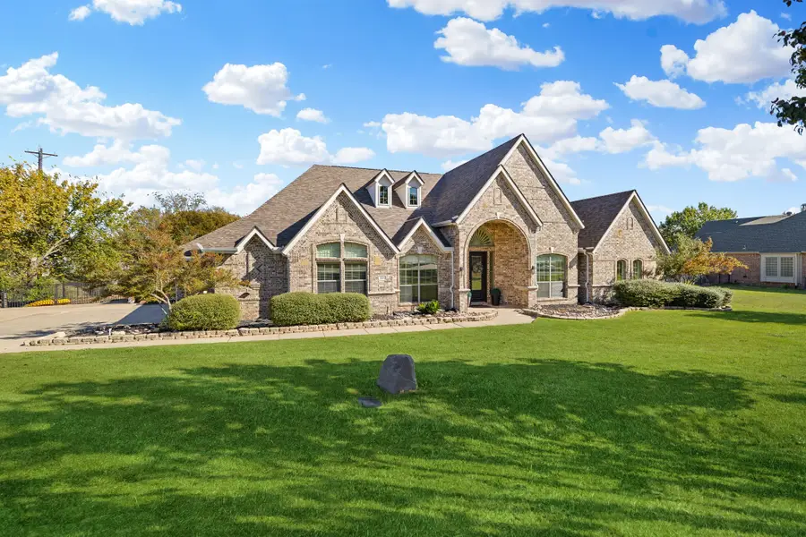 101 W Carruth Lane, Double Oak, TX 75077 - Image #2