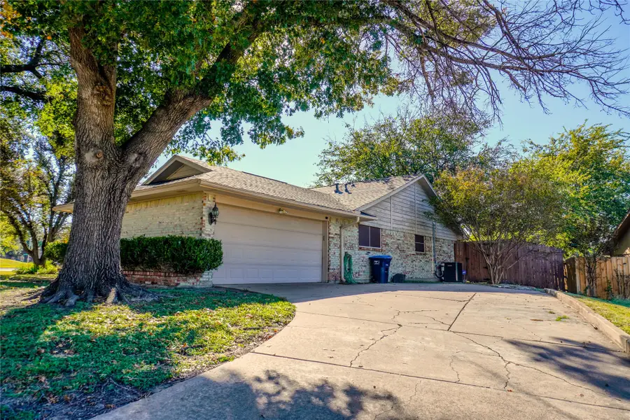 3100 Softwind Trail, Fort Worth, TX 76116 - Image #3