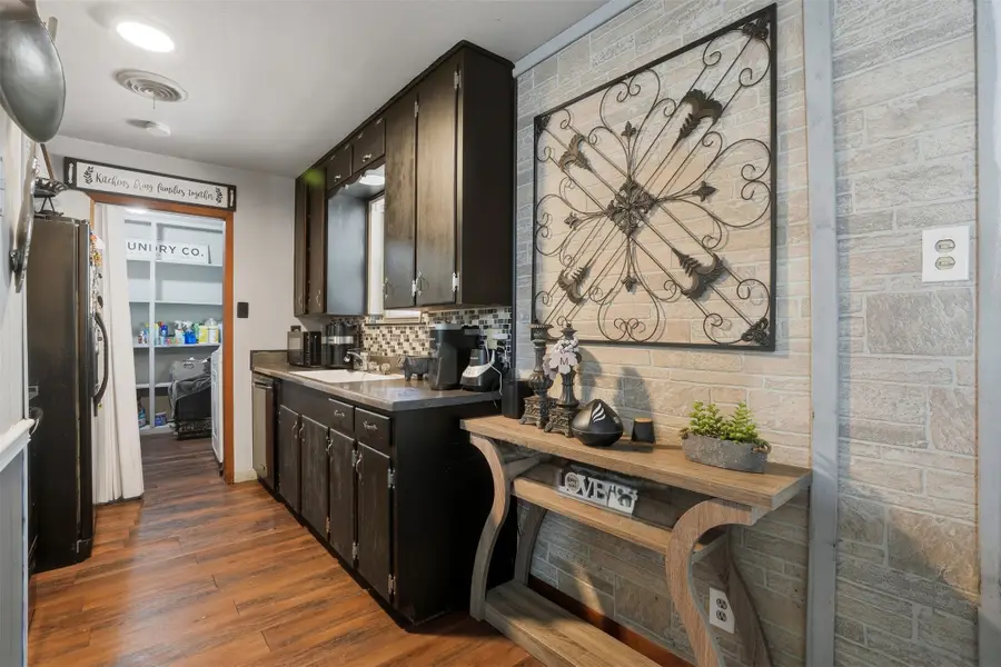 145 Bob White Road, Denison, TX 75020 - Image #2