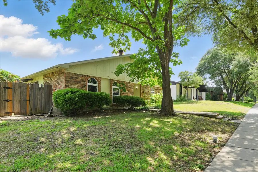 6318 Green Valley Drive, Garland, TX 75043 - Image #2