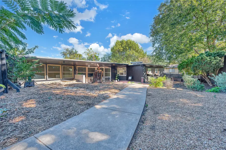 2605 Mount Carmel Drive, Waco, TX 76710 - Image #2