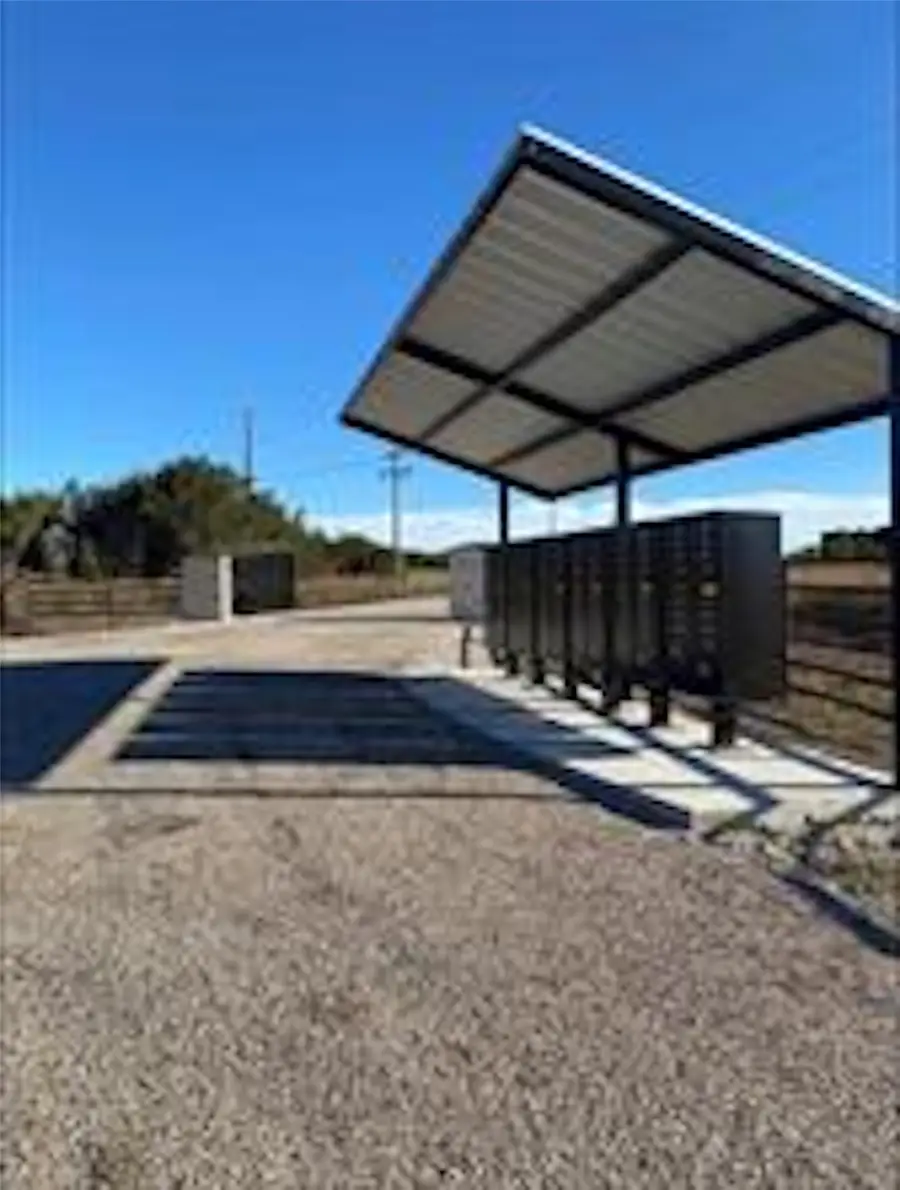 1033 Preston Valley Trail, Glen Rose, TX 76043 - Image #3