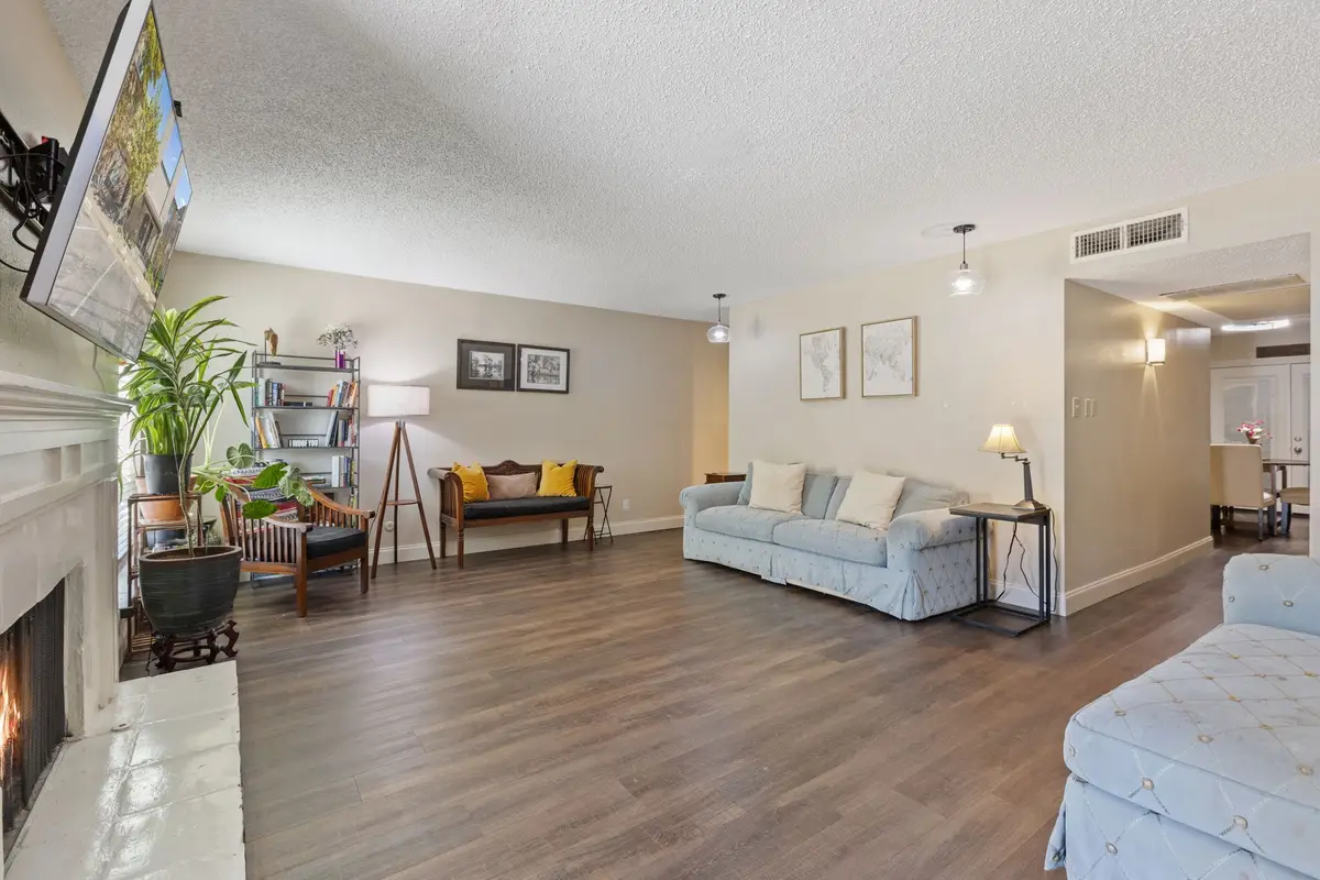 15912 Archwood Lane #1016, Dallas, TX 75248 - Image #1