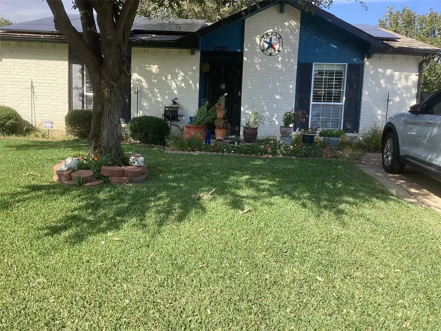 2321 Idlewood Drive, Arlington, TX 76014 - Image #2