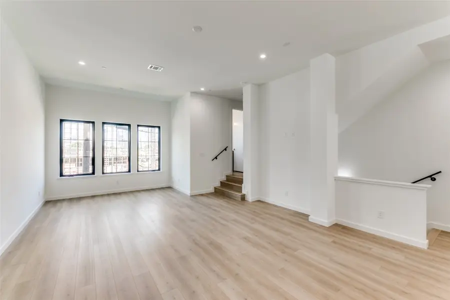 1767 Novela Way, Dallas, TX 75215 - Image #2