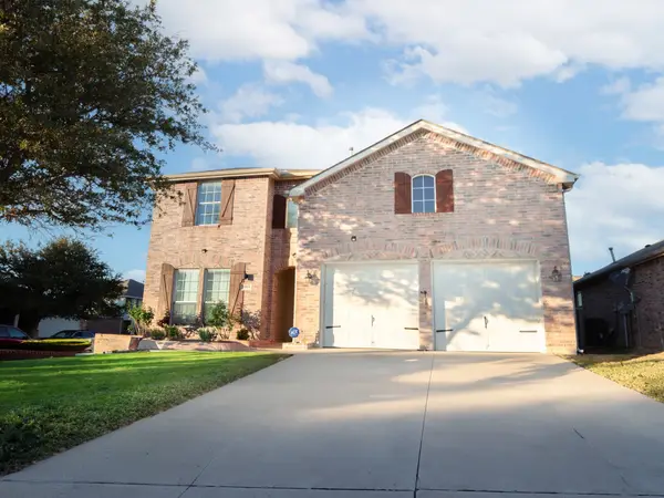 4301 Latigo Circle, Fort Worth, TX 76244