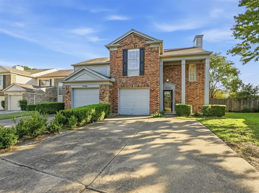 1504 Creek Bank Lane, Arlington, TX 76014 - Image #2