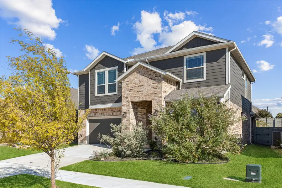 1404 Millerbird Way, Argyle, TX 76226 - Image #2