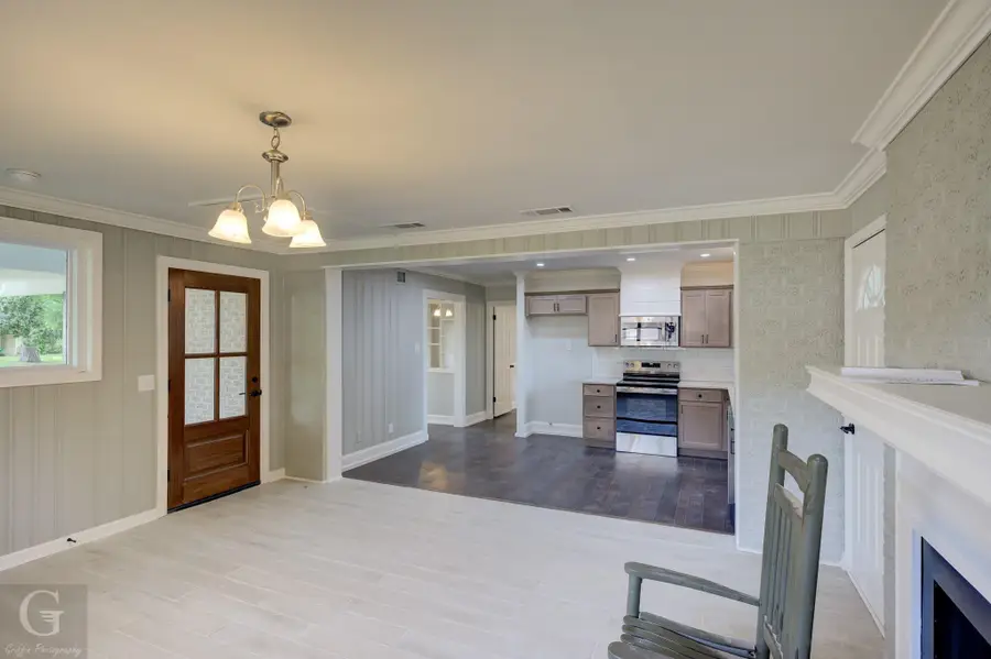 245 Stuart Avenue, Shreveport, LA 71105 - Image #2