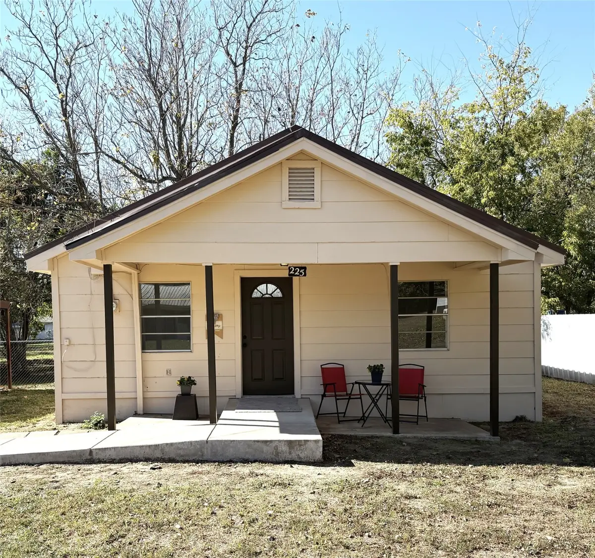 225 College Street, Roxton, TX 75477 - Image #1