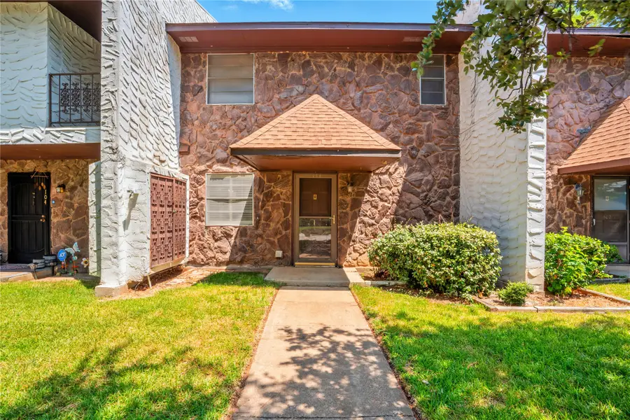 1719 E Grauwyler Road #103, Irving, TX 75061 - Image #2