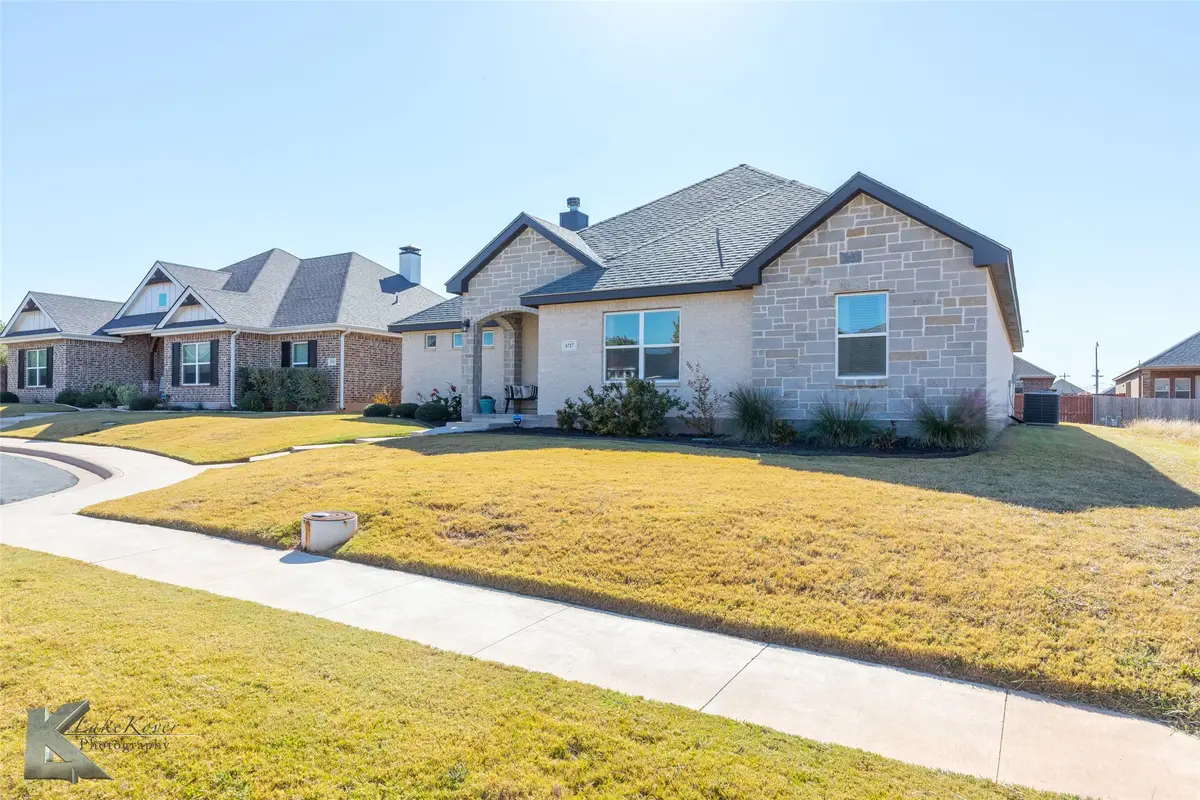6717 Hillside Court, Abilene, TX 79606 - Image #1