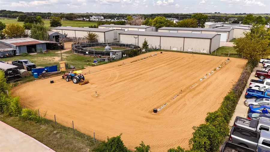 11995 Hilltop Road, Argyle, TX 76226 - Image #2