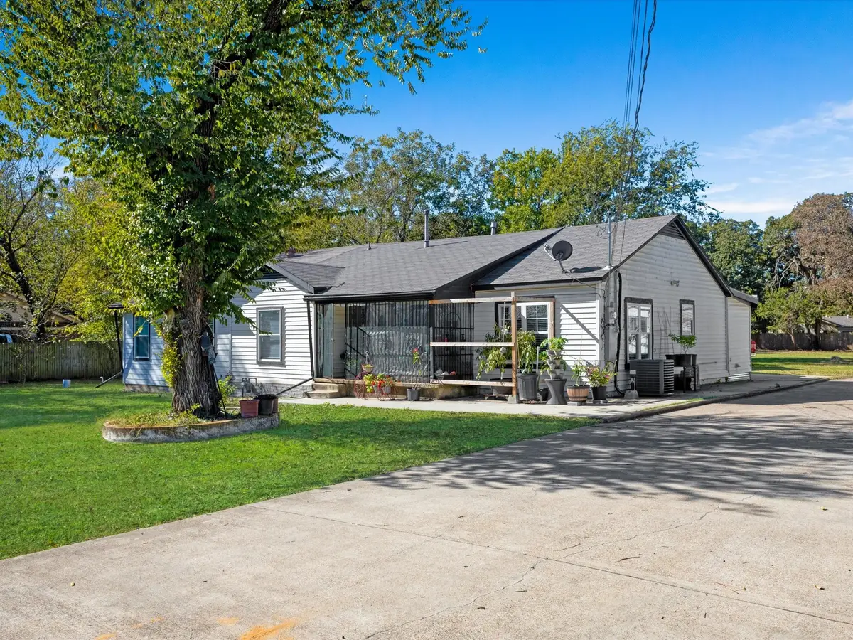 249 N Acres Drive, Dallas, TX 75217 - Image #1