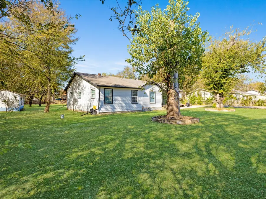 249 N Acres Drive, Dallas, TX 75217 - Image #3