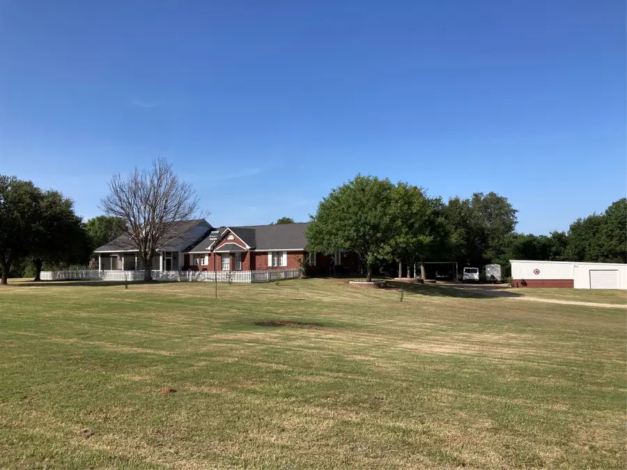 142 Hickory Valley Lane, Waco, TX 76705 - Image #2