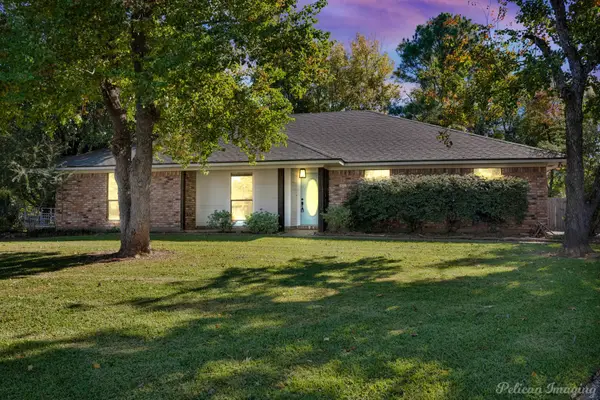 421 Edgemont Drive, Bossier City, LA 71111