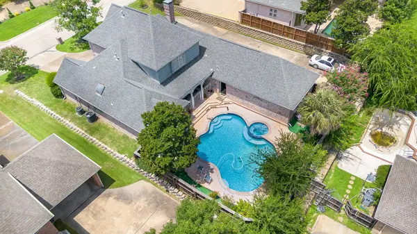 2106 Shari Lane, Garland, TX 75043