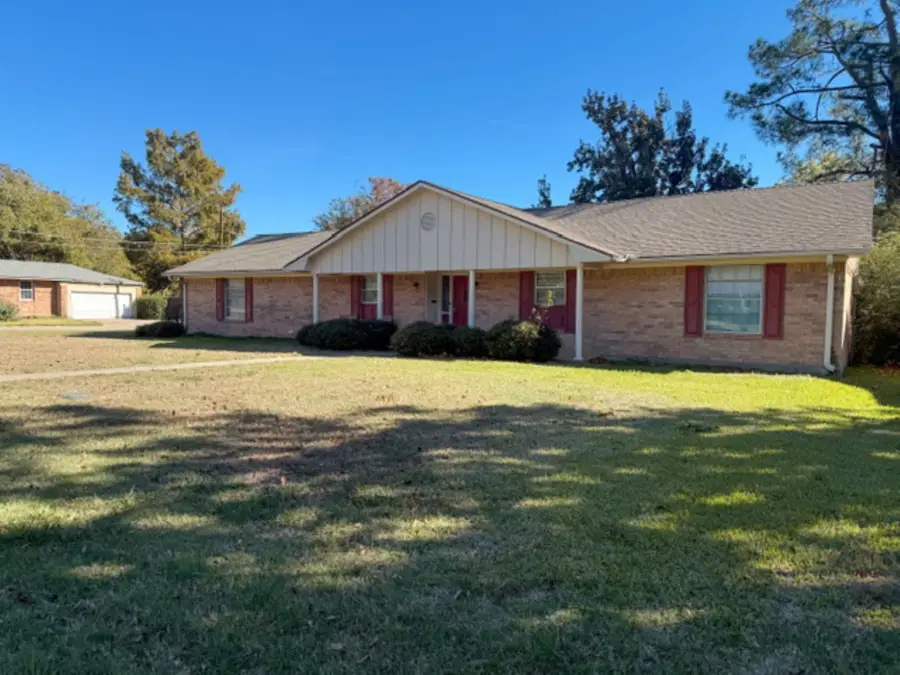 2108 Agnew Street, Bonham, TX 75418 - Image #2