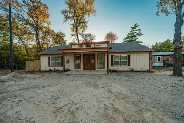 9471 Pinewood Drive, Hawk Cove, TX 75474