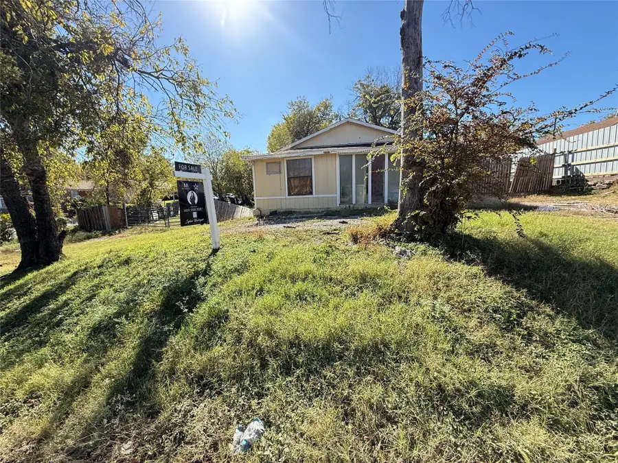 3203 NW 33rd Street, Fort Worth, TX 76106 - Image #2