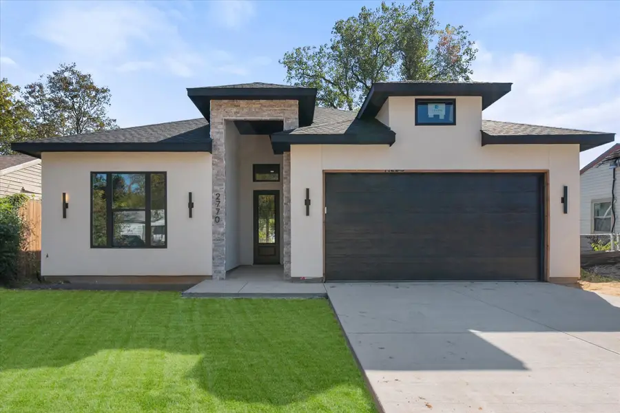 2770 Moffatt Avenue, Dallas, TX 75216 - Image #2