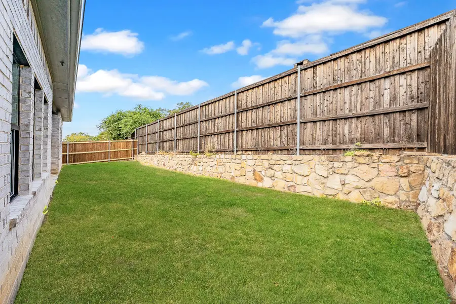 6425 St George Court, North Richland Hills, TX 76180 - Image #3