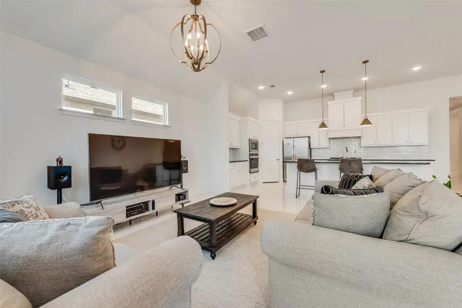 4713 Valley Peak Cove, Roanoke, TX 76262 - Image #3