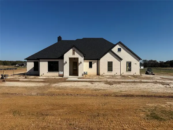 2008 Forest Bridge Drive, Azle, TX 76020
