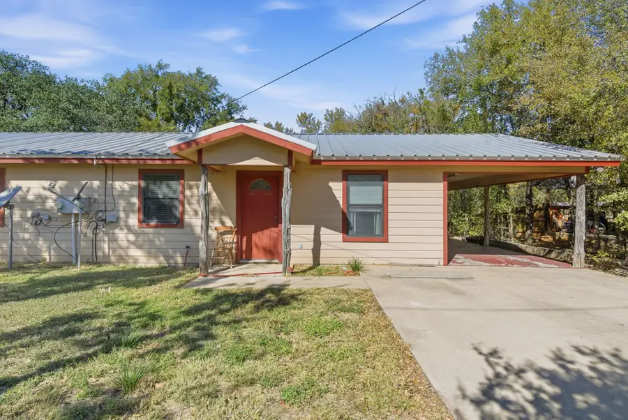631 Coleman Street, Stephenville, TX 76401 - Image #2