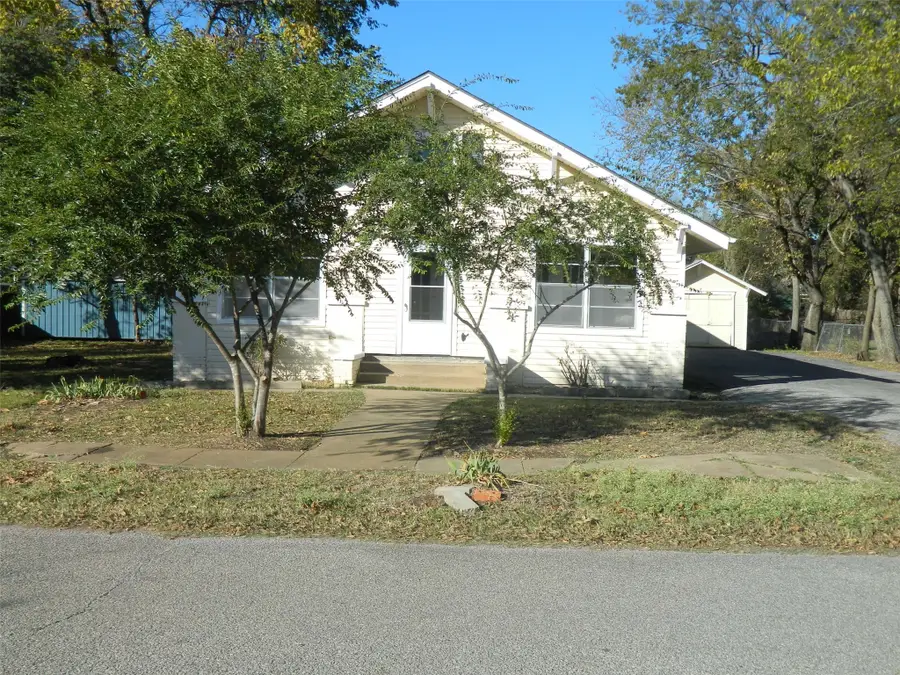 110 W Mulberry Street, Leonard, TX 75452 - Image #3