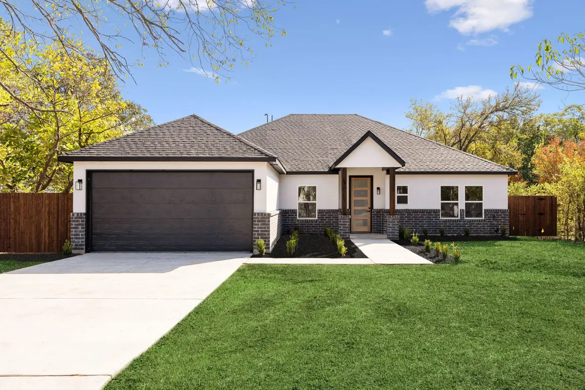 714 W Gross Street, Mesquite, TX 75149 - Image #1