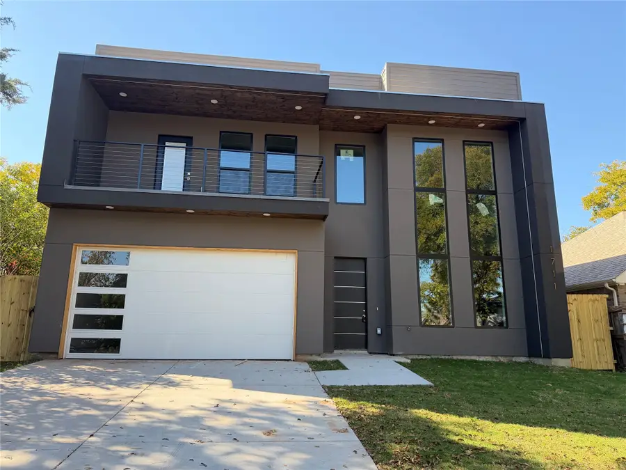 1711 Seevers Avenue, Dallas, TX 75216 - Image #2