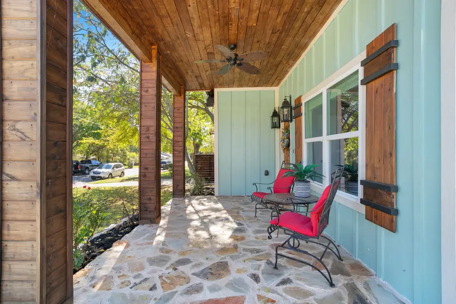 904 S Brazos Street, Weatherford, TX 76086 - Image #2