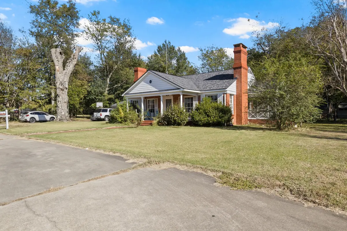 205 S Main Street, Winnsboro, TX 75494 - Image #1